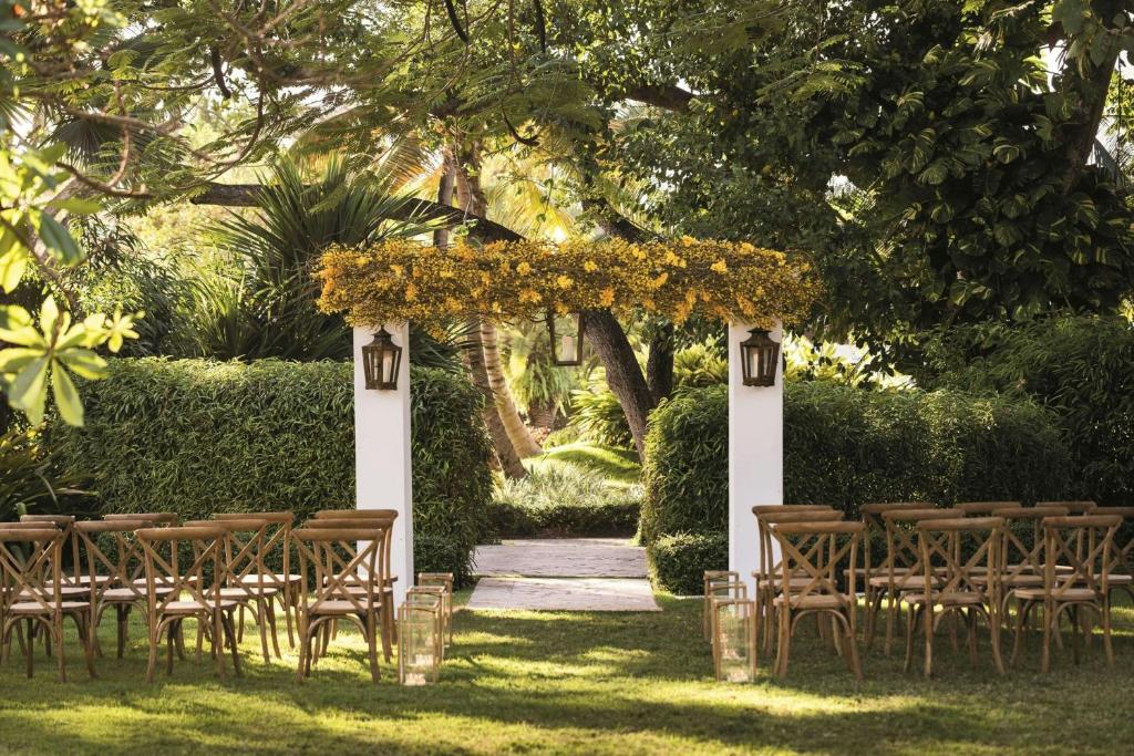 Best Places To Get Married Near Puerto Nuevo Beach