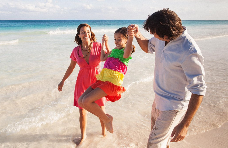 Family Friendly Beaches In Puerto Rico Safe Fun And Relaxing Puerto Nuevo Beach